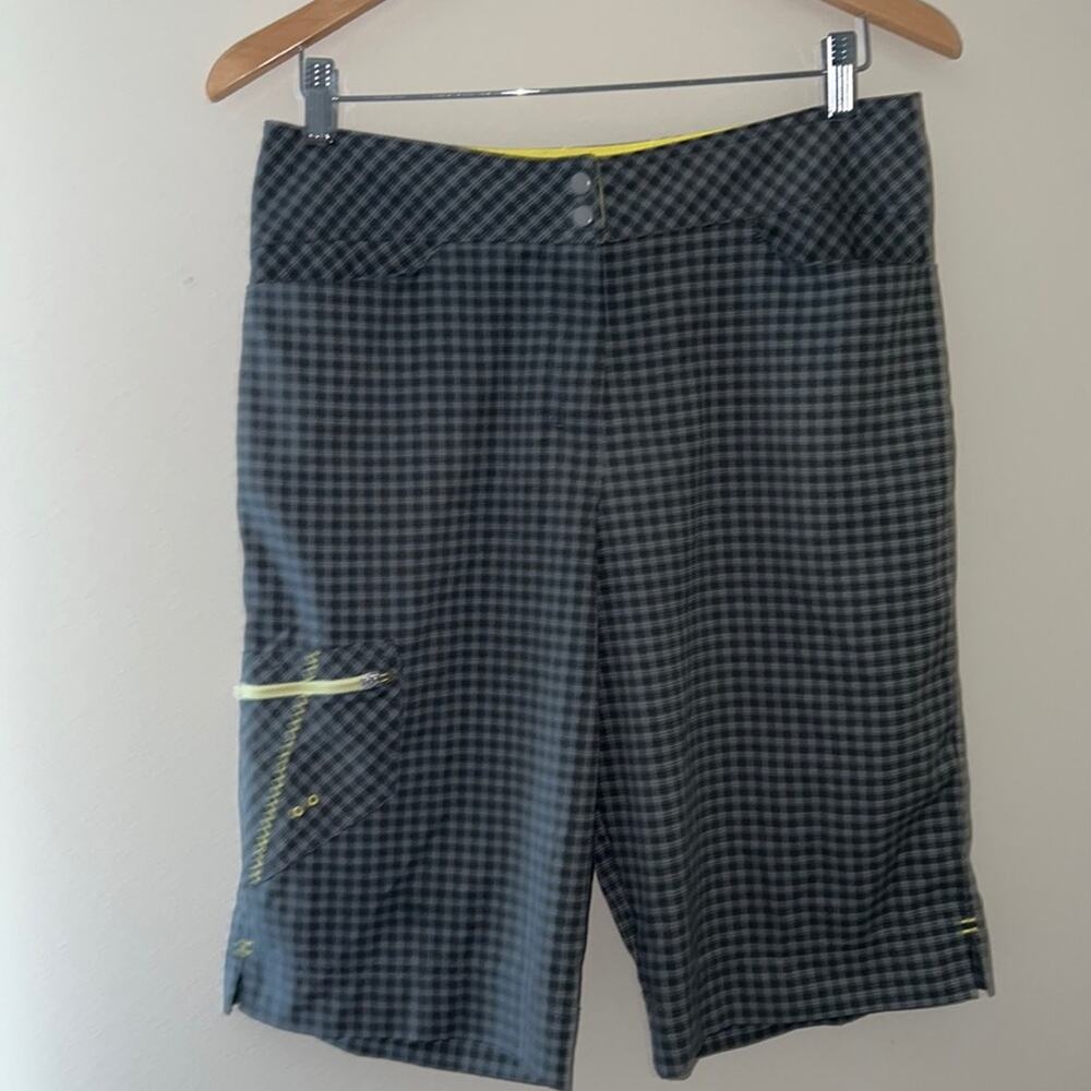Tail Tech Golf Shorts